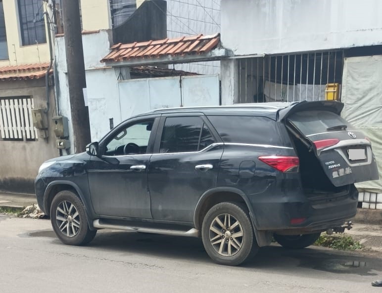 cerco_carro debito