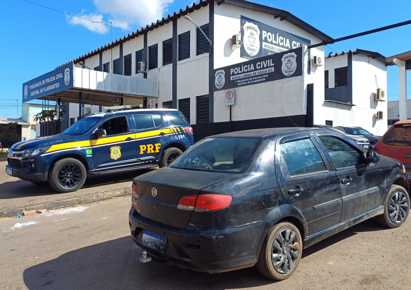 clone_goias_cerco